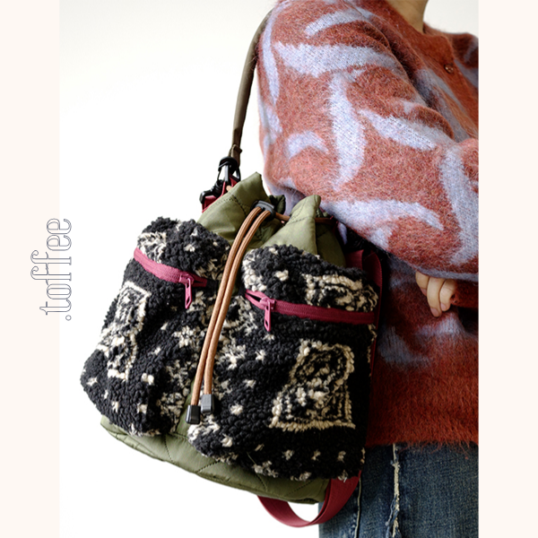 ドローストリング付きボアショルダーバッグ Z00606