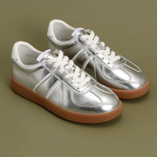 カジュアルシルバースニーカー X-254