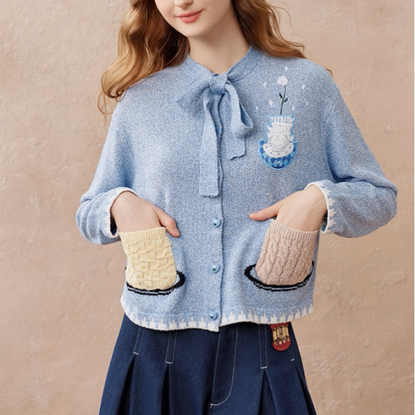 リボンタイ付き刺繍ポケットカーディガン《Z01104》