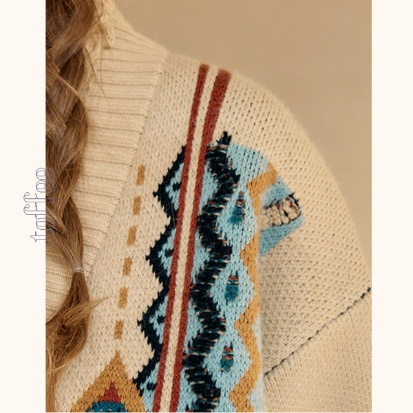 【2color】フリンジ付き北欧風ミドル丈カーディガン 《Z00671》