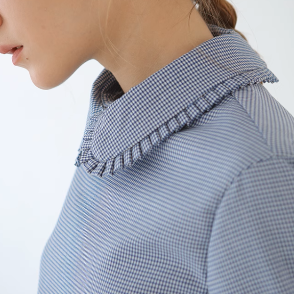 フリルカラーチェック柄トップス《Z00905》