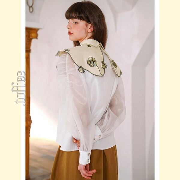 苺の植物画刺繍:ロマンティックケープ フェアリーブラウス C0161