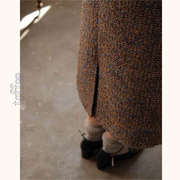 スクエアネックショートベスト&ホーンボタン付きロングスカートセットアップ《Z00878》