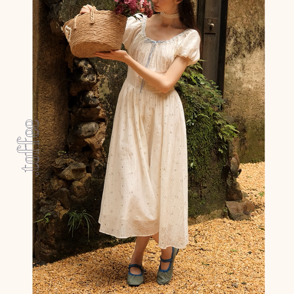 星のささやきシアーワンピース《Z01052》