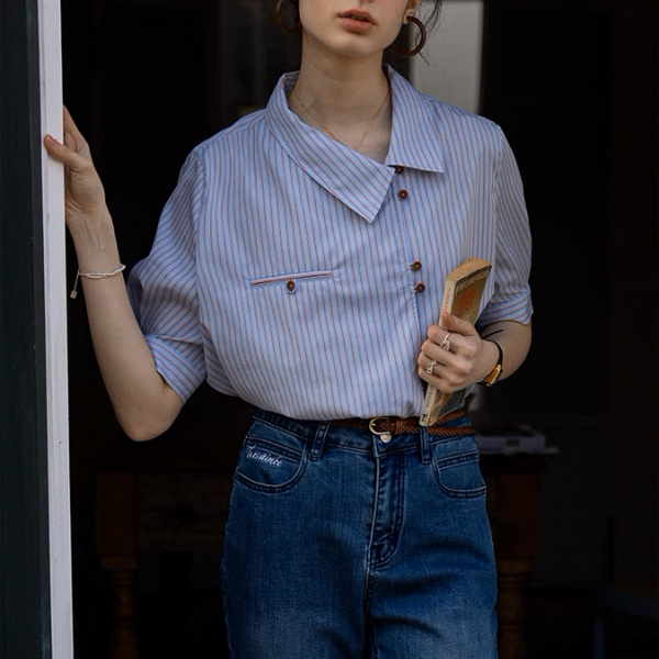 【2color】ストライプ柄ボックスシルエットシャツ《Z00854》