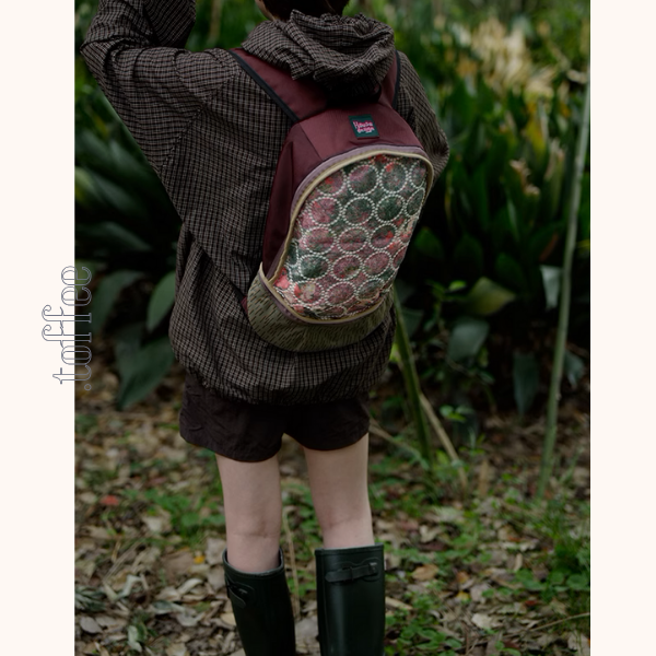 花柄幾何学模様パイピングバックパック《Z00956》