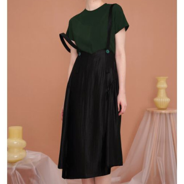 【2color】Vカットストラップワンピース X-185