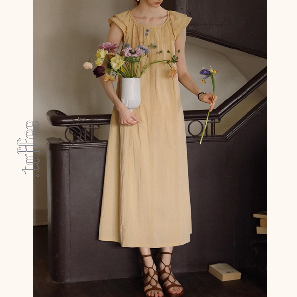 フライングスリーブミモレ丈ワンピース《Z01026》