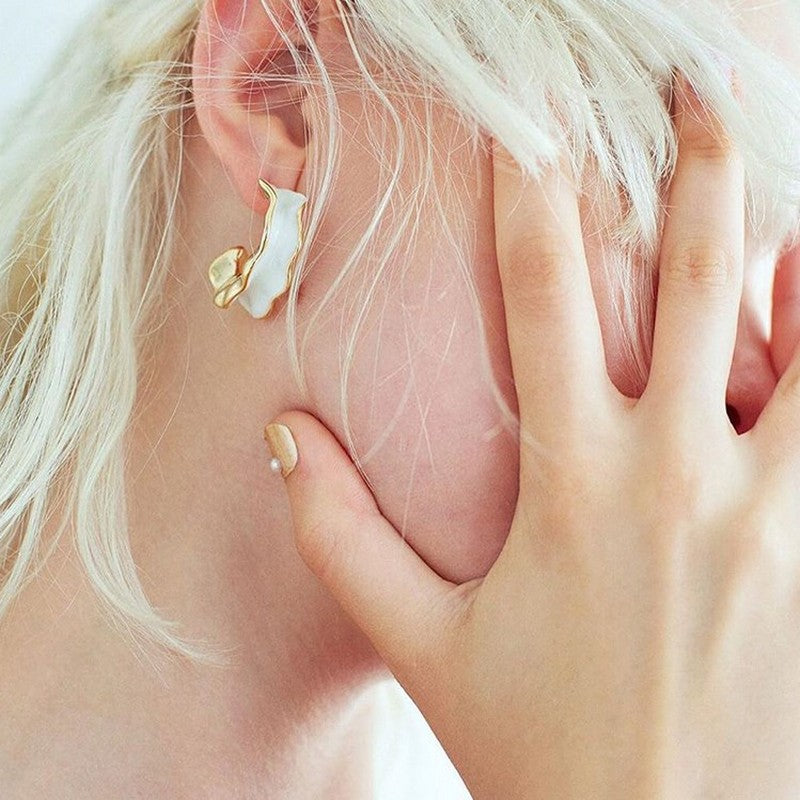 ミルキーカラー×メタルピアス