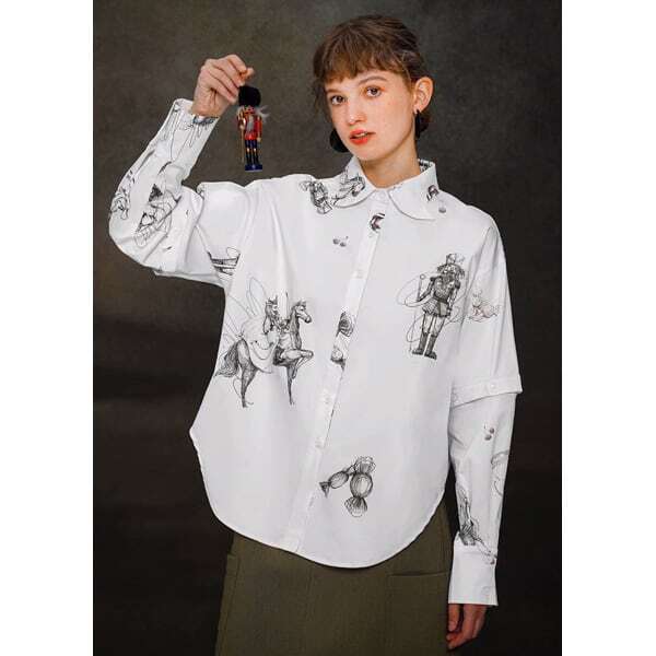 【2color】くるみ割り人形プリント2WAYスリーブシャツブラウス C0108