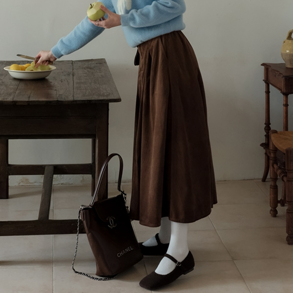 【2color】リムーバブルポケット付きコーデュロイAラインスカート  《Z00781》