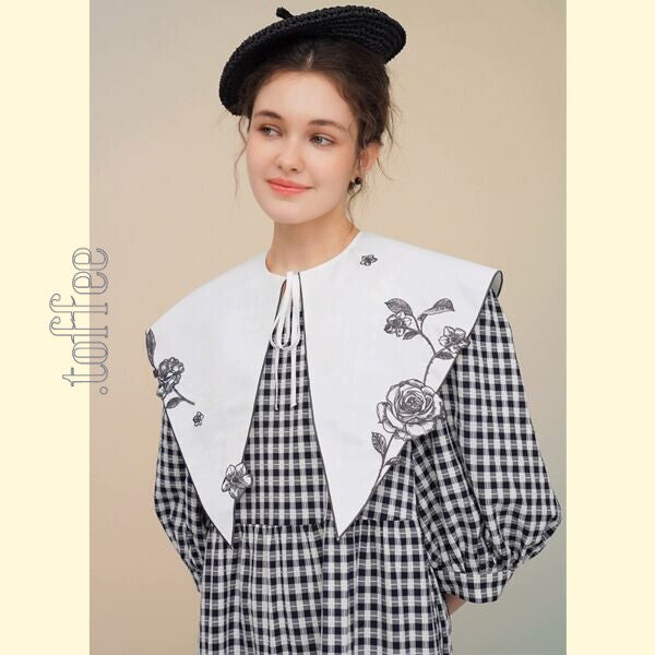 繊細バラ刺繍のつけ襟:あなただけの魔法のアクセサリー 《C0212》