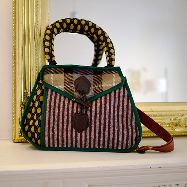 ストライプ切り替えドットショルダーバッグ   Z00488