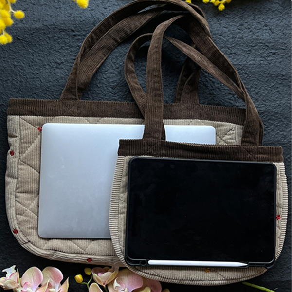 小花刺繍キルティングコーデュロイトートバッグ 《Z00709》