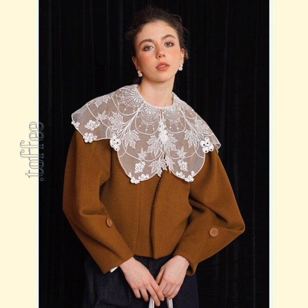 フェアリーレースを纏う:聖なるクラシックブラウス 《C0194》