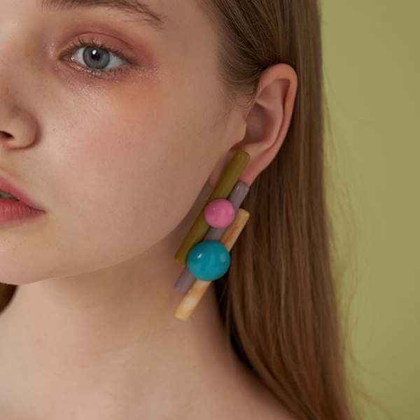 【2pattern】コントラストカラーパンフルートモチーフイヤーアクセサリー 《Z00798》