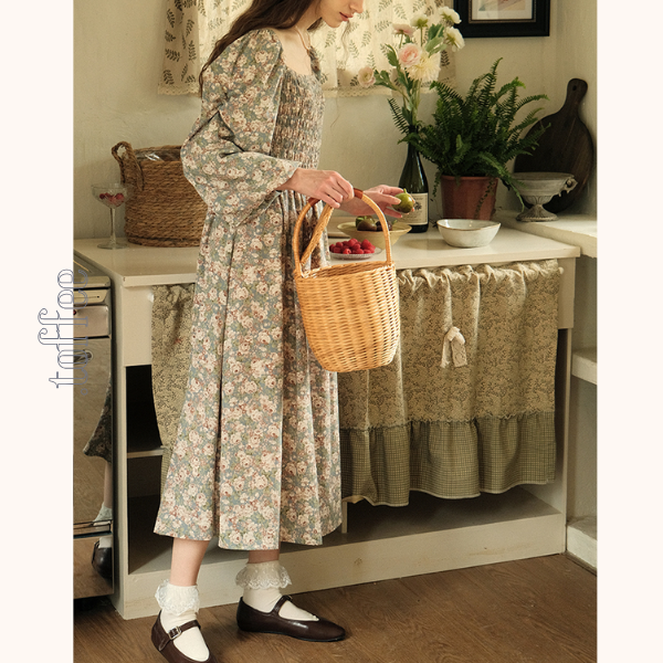 小花柄パフスリーブミモレ丈ワンピース 《Z00745》