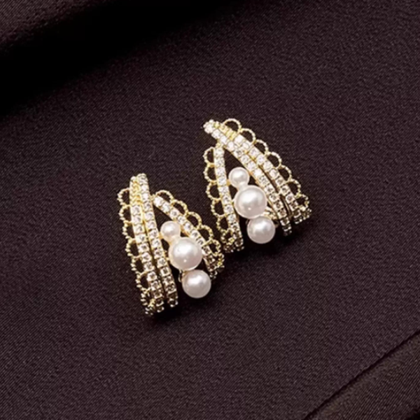 【2pattern】パール×ビジューの上品イヤーアクセサリー《Z01301》