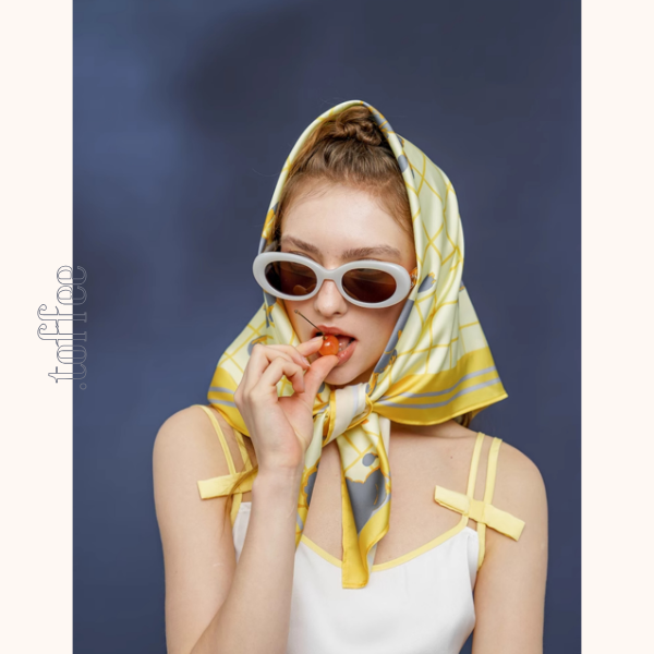 羊プリント レモンイエローウィンドウチェック シルキータッチ大判スカーフ C0147