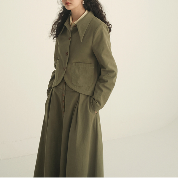 シングルブレストショートジャケット&Aラインロングスカートのセットアップ Z00450