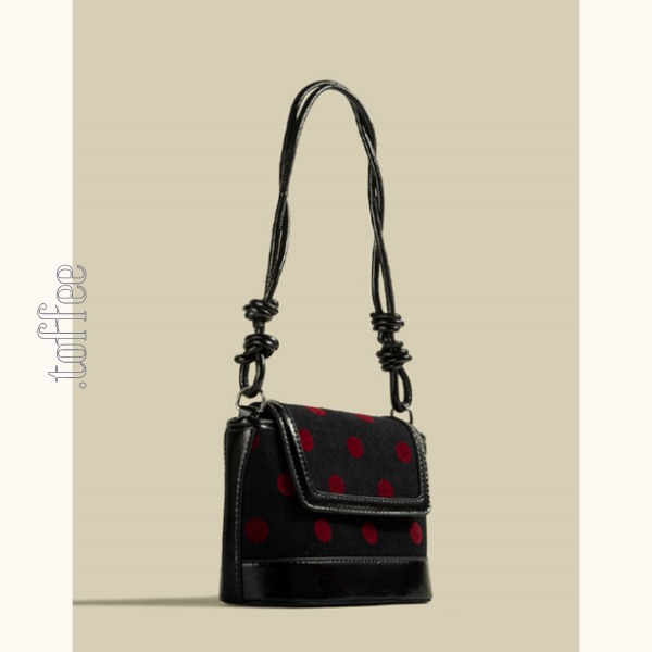 【3color】ポルカドットスクエアショルダーバッグ Z00485