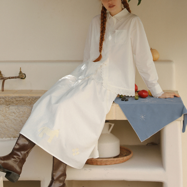 レース装飾ホワイトブラウス《Z00832》