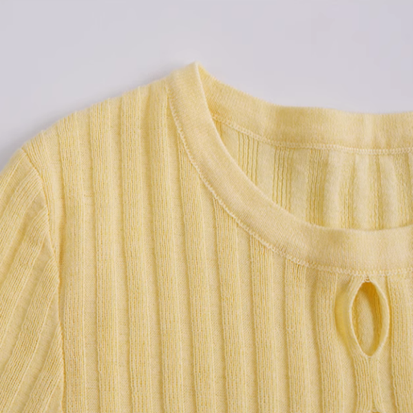 【2color】カットアウトスリムニットトップ《Z01009》