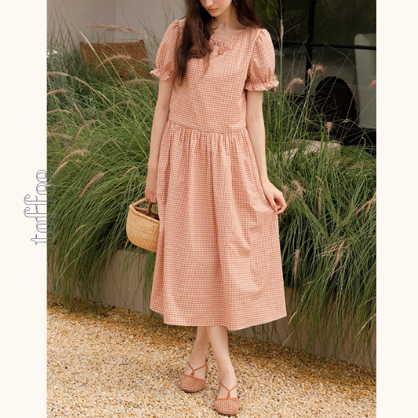 リボン刺繍のギンガムチェックワンピース《Z01054》