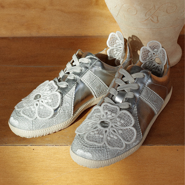 レースフラワーローカットスニーカー X-477