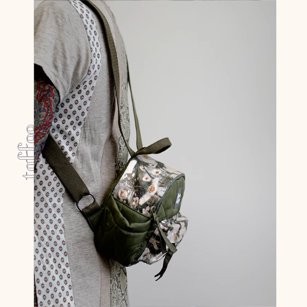 花柄&キルティングコンパクトリュックサック《Z00938》