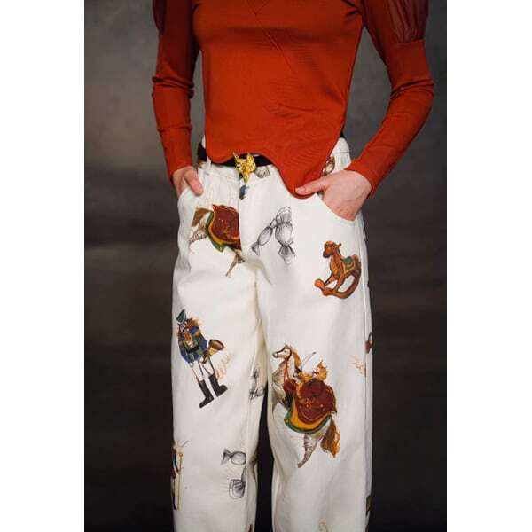 【2color】くるみ割り人形プリントタックテーパードパンツ C0107