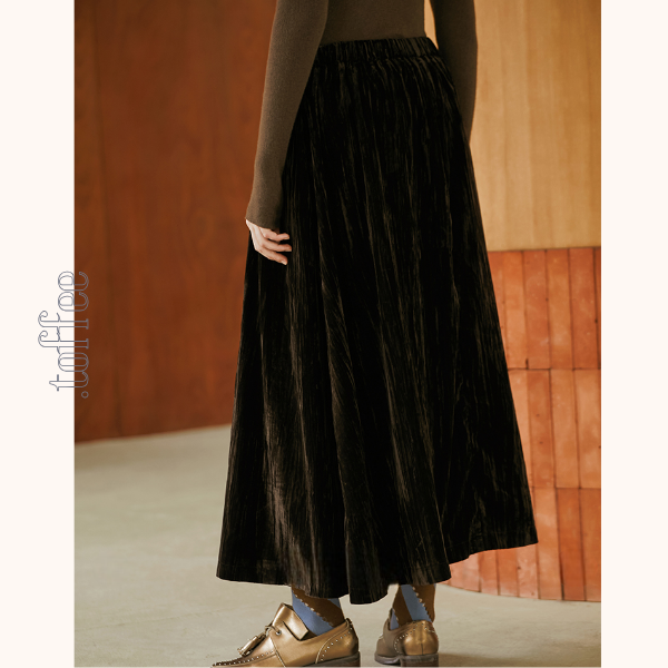 グロッシーダークベスト&ロングスカートセットアップ 《Z00807》