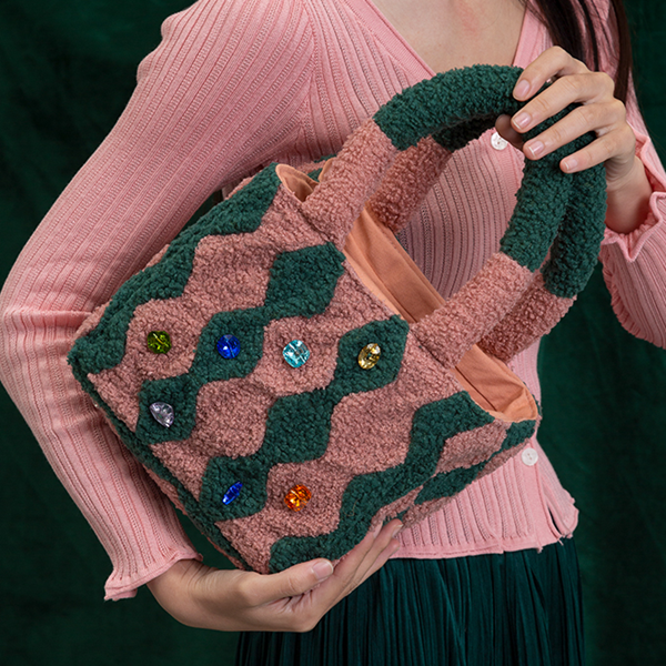 ジグザグパターンストーン装飾ボアハンドバッグ 《Z00804》