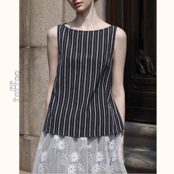 ストライプノースリーブトップ&レース装飾ロングスカートセットアップ《Z01028》