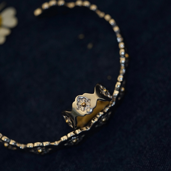 ミニフラワーデザインスリムリング AU-147