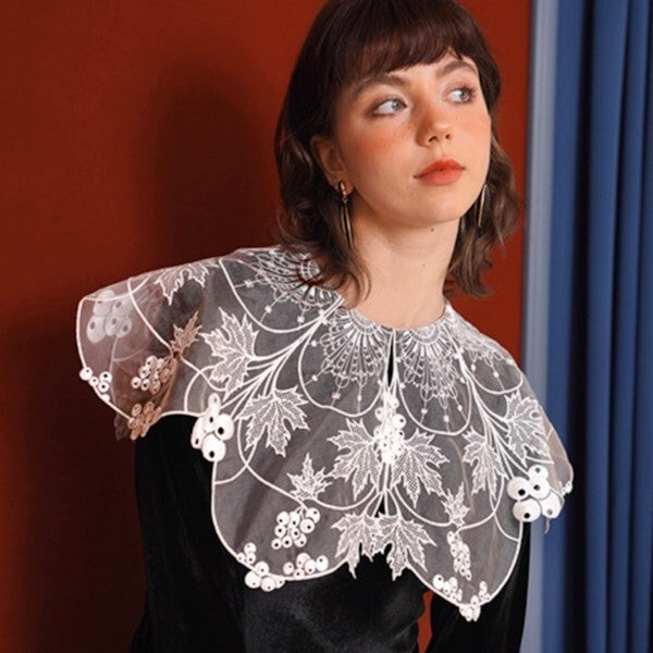 ブラックベルベットの調べ:フェアリーレースのクラシカルワンピース 《C0195》