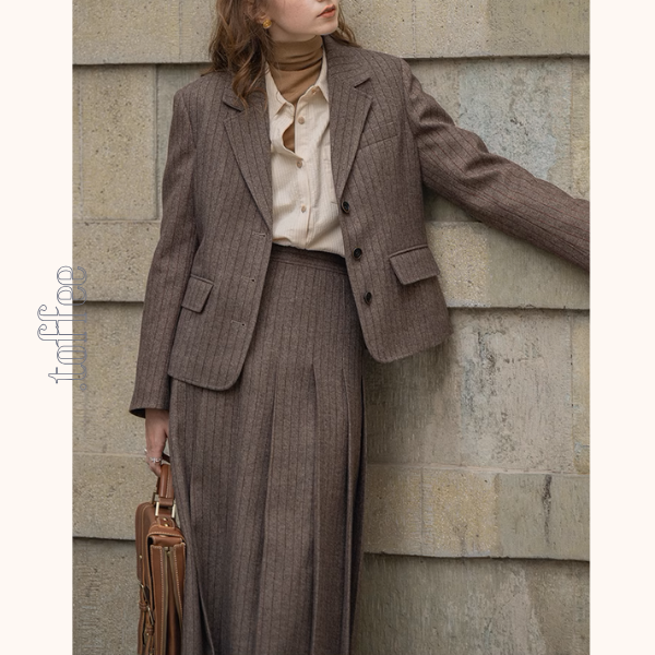 ストライプテーラードジャケット&ロングプリーツスカートセットアップ《Z00865》