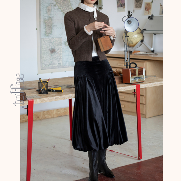 ミモレ丈プリーツアンブレラスカート 《Z00646》