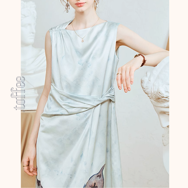 ミルクを飲む子犬プリントのノースリーブワンピース《Z00964》