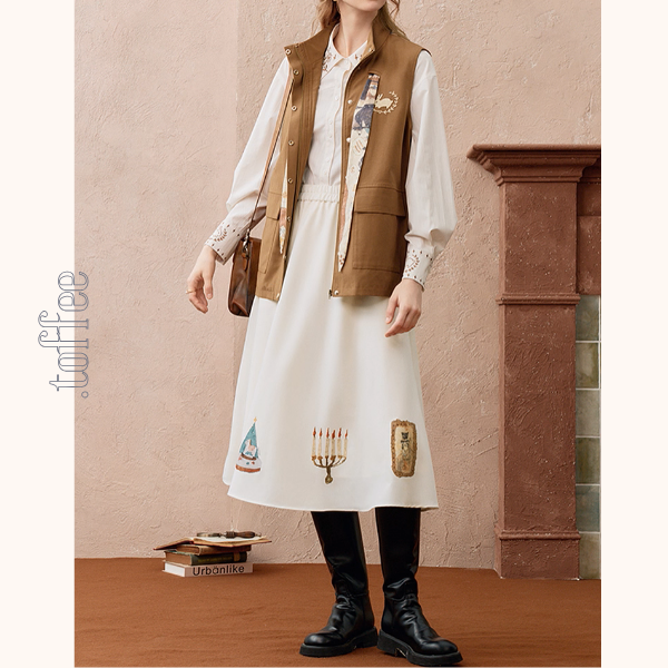 ヴィンテージ調プリントフレアスカート《Z01102》