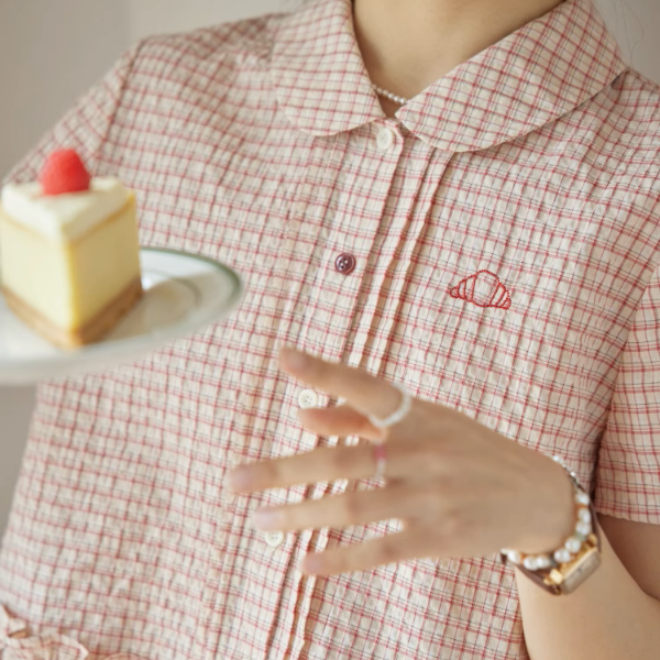 ラッフルヘムクロップドチェックシャツ《Z01021》