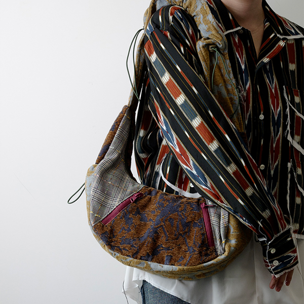 サイドチェックマルチカラーショルダーバッグ Z00489