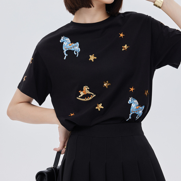 ポニーと星の刺繍入り半袖ニットトップ Z00203