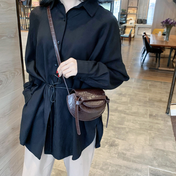 【4color】クロコ調エンボスプロセッシングショルダーバッグ AU-171