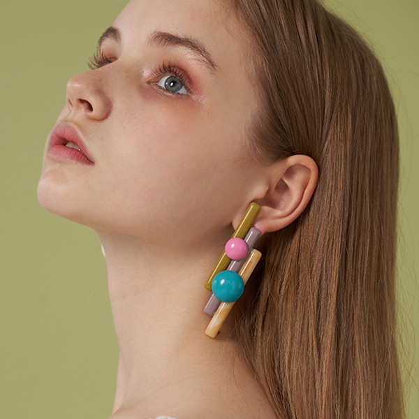 【2pattern】コントラストカラーパンフルートモチーフイヤーアクセサリー 《Z00798》