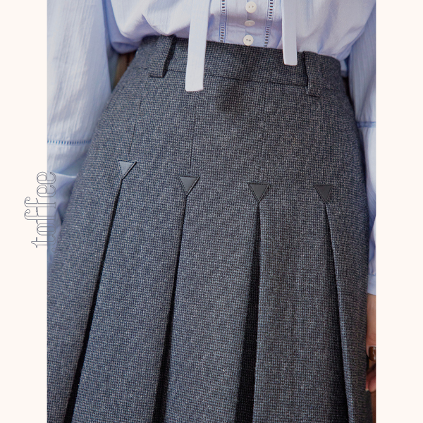 ミモレ丈ウールプリーツスカート Z00563