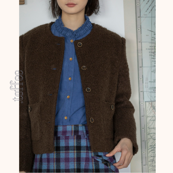 【2color】フリルネックコーデュロイブラウス 《Z00645》