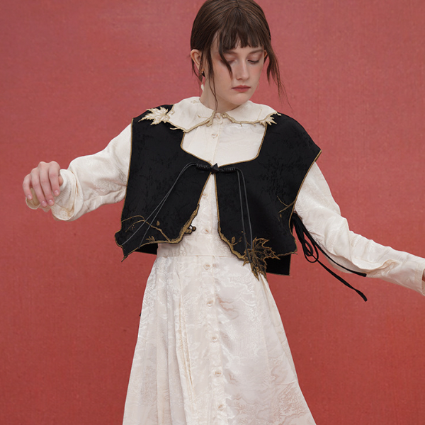 リーフモチーフベスト w-032