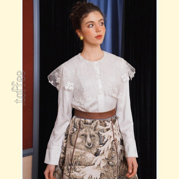 フェアリーレースを纏う:聖なるクラシックブラウス 《C0194》