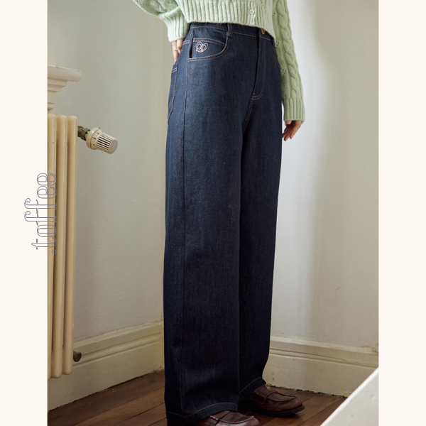 サイド刺繍ストレートデニムパンツ Z00561